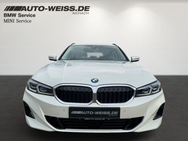 BMW 318i Touring M 115 kW image number 2