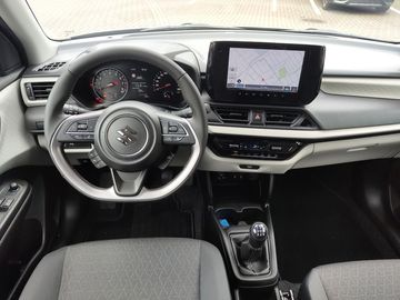 Car image 15