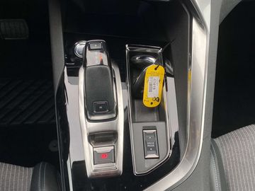 Car image 31