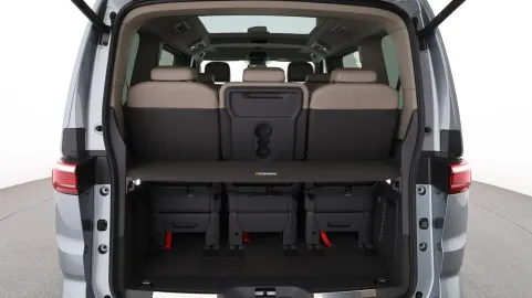 Car image 28