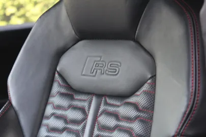 Car image 50