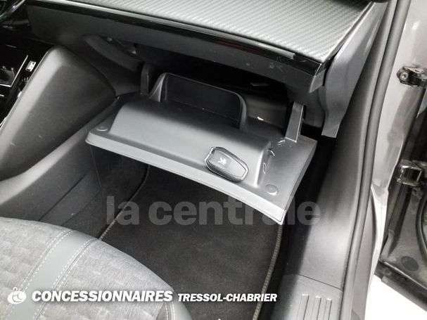 Peugeot 2008 PureTech 130 96 kW image number 30