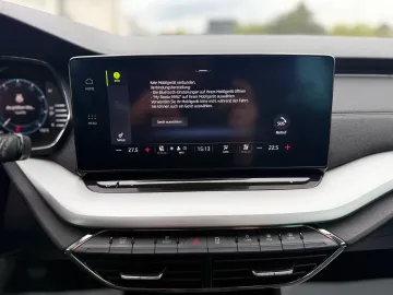 Car image 45