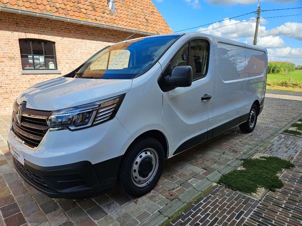 Renault Trafic dCi 130 96 kW image number 2