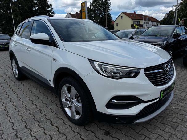 Opel Grandland 1.6 Turbo Hybrid 165 kW image number 3