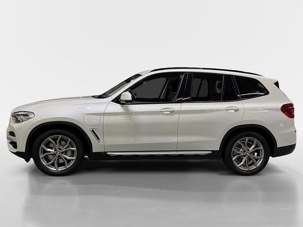 BMW X3 xDrive30e xLine 215 kW image number 5