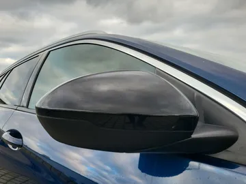 Car image 39