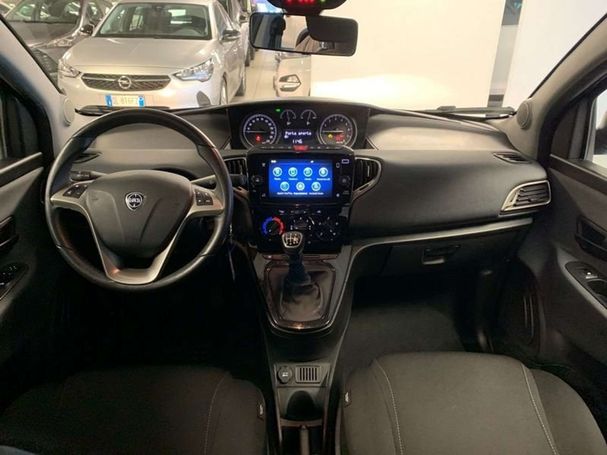 Lancia Ypsilon 51 kW image number 8