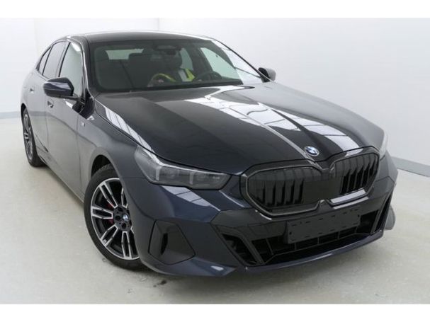 BMW 520i 140 kW image number 2