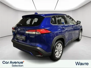 Car image 4