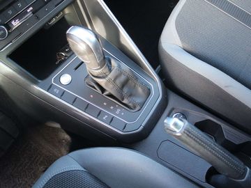 Car image 33