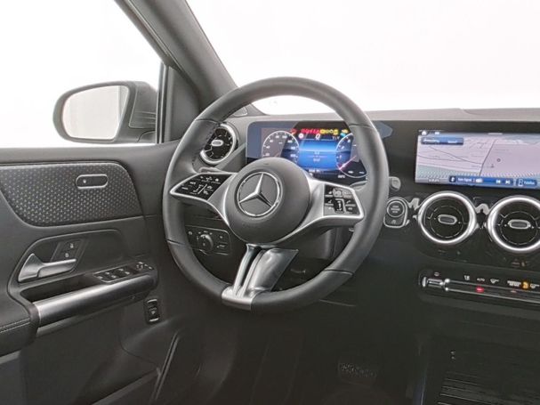 Mercedes-Benz B 180 100 kW image number 4