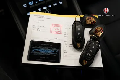 Car image 33