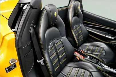Car image 24