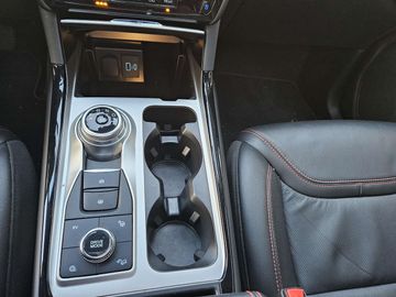 Car image 25