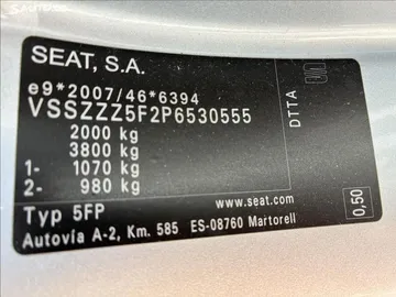 Car image 35