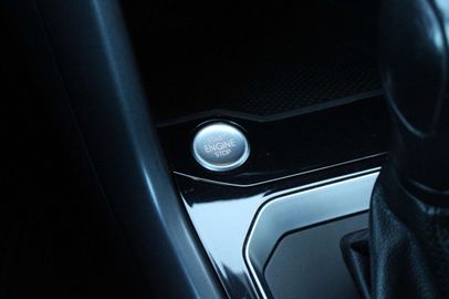 Car image 41