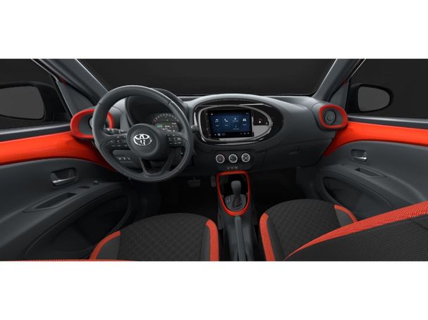 Toyota Aygo X 53 kW image number 11