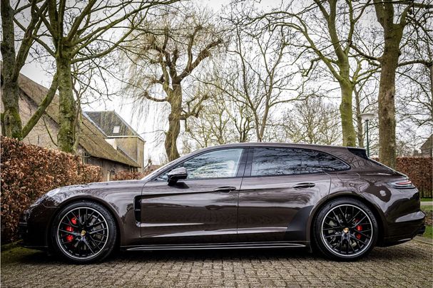 Porsche Panamera 4 Sport Turismo E-Hybrid 343 kW image number 3