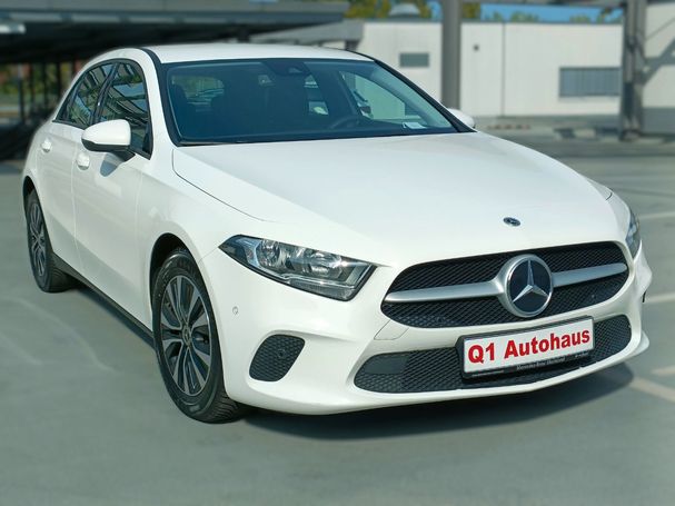 Mercedes-Benz A 180 100 kW image number 2