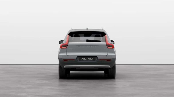 Volvo XC40 B4 Core 145 kW image number 5