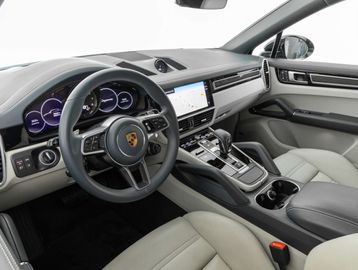 Car image 33