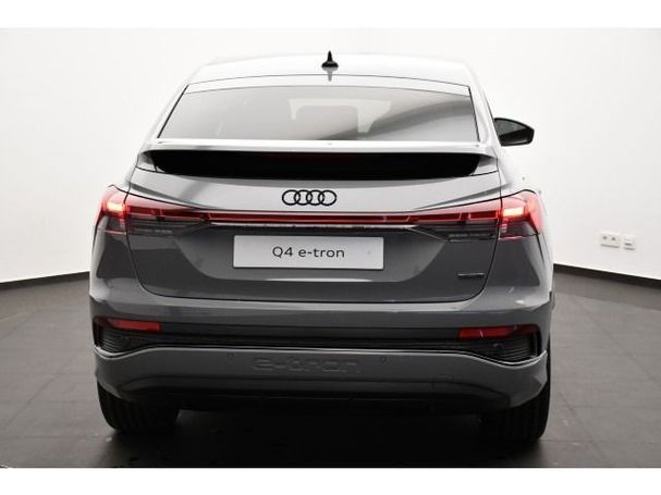 Audi Q4 45 quattro e-tron Sportback 210 kW image number 18