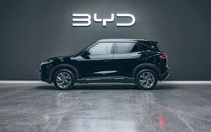 Car image 5