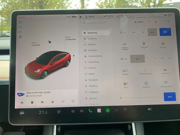 Tesla Model 3 Long Range AWD 324 kW image number 23