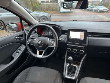 Car image 15