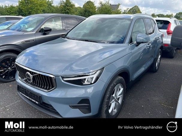 Volvo XC40 B3 Plus 120 kW image number 1