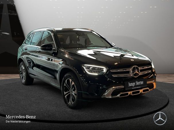 Mercedes-Benz GLC 300 de 225 kW image number 2