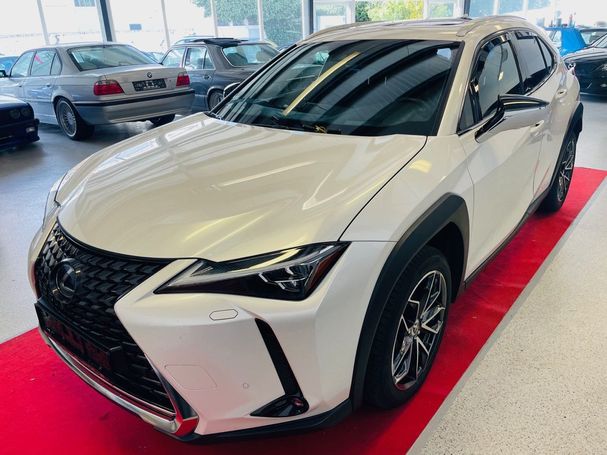 Lexus UX 250h 135 kW image number 1