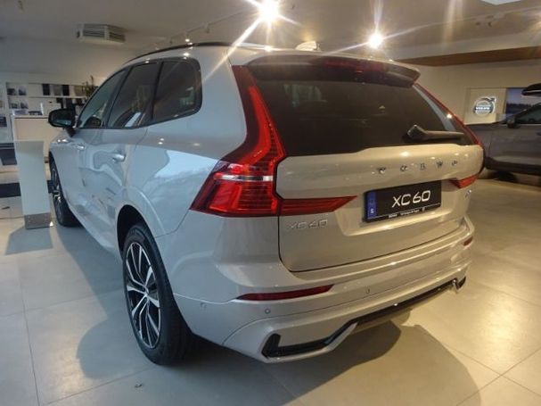 Volvo XC60 B4 145 kW image number 3