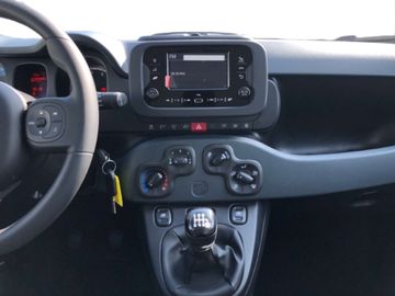 Car image 11