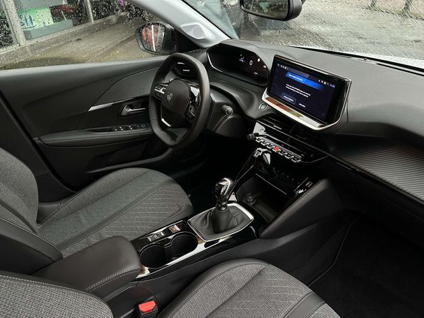 Peugeot 208 PureTech 100 Allure 74 kW image number 11