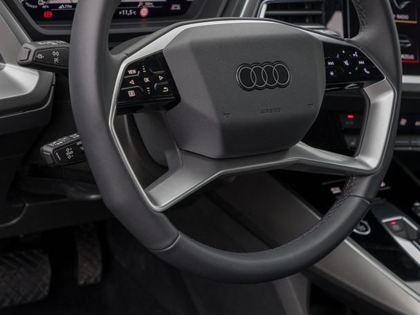 Audi Q4 45 e-tron 195 kW image number 11