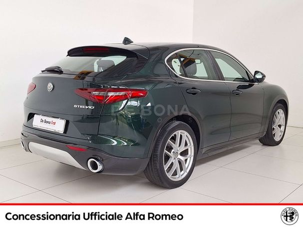 Alfa Romeo Stelvio 2.2 Q4 154 kW image number 3