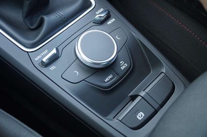 Car image 31