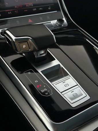 Audi Q7 55 TFSIe S-Line 280 kW image number 22