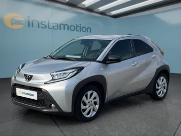 Car image 1