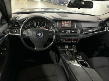 Car image 37