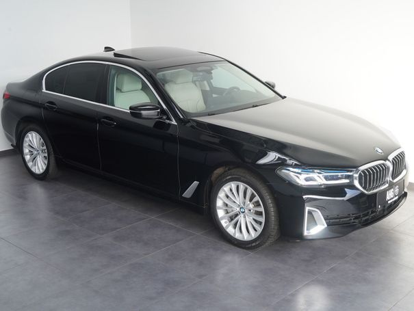 BMW 530d Luxury Line 210 kW image number 6