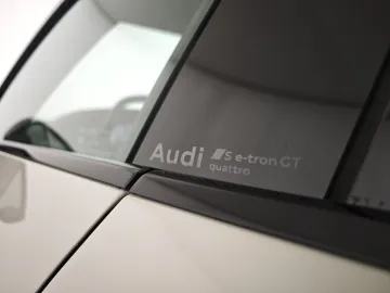 Car image 49