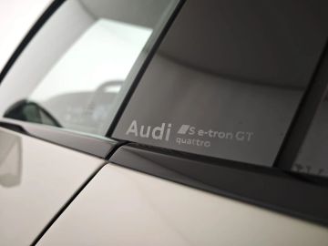 Car image 49