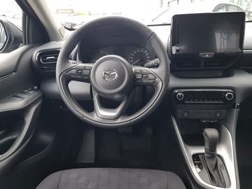 Car image 12