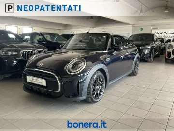Car image 29