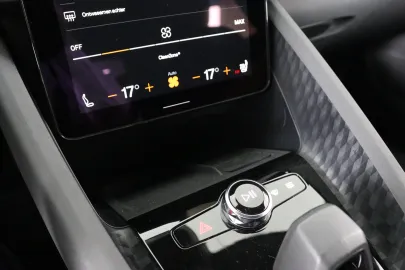 Car image 39
