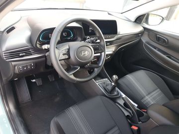 Car image 12