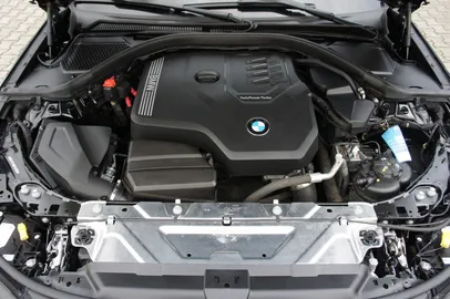 Car image 27